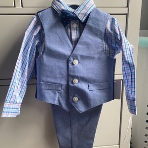 NWT NAUTICA 4 pc suit set